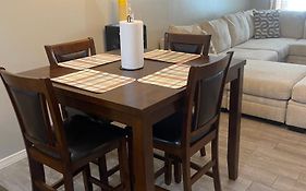 Spacious Getaway Near Utrgv